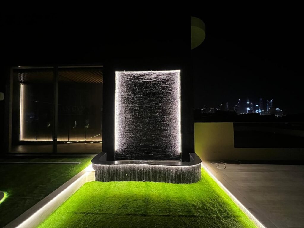 Water feature in dubai water fountain